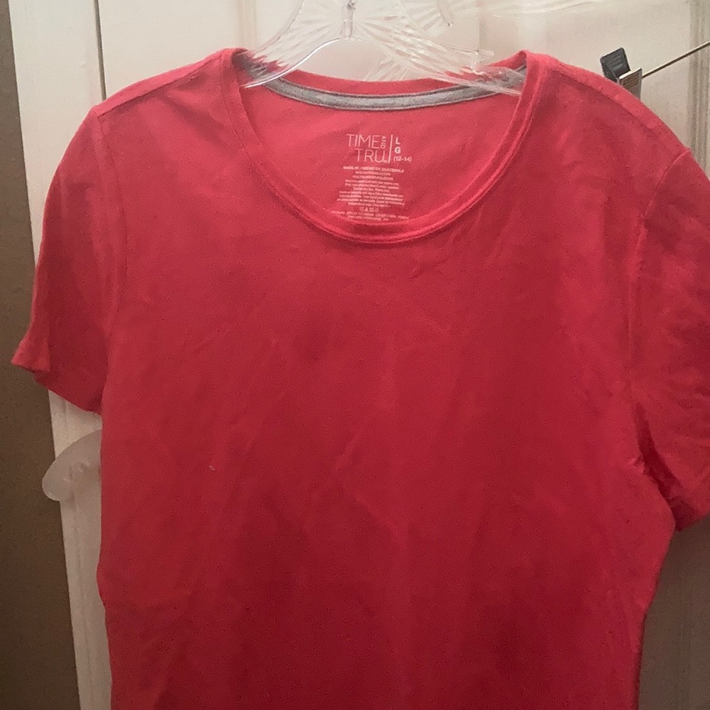 FINAL MARKDOWN Ladies time and tru tee large